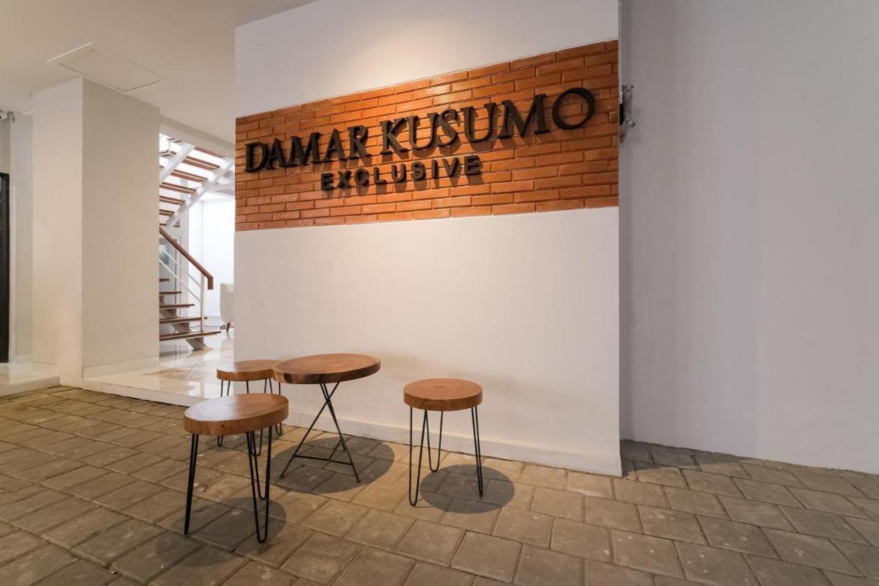 Super Oyo Collection O 90023 Damar Kusumo Guest House Maguwo Экстерьер фото